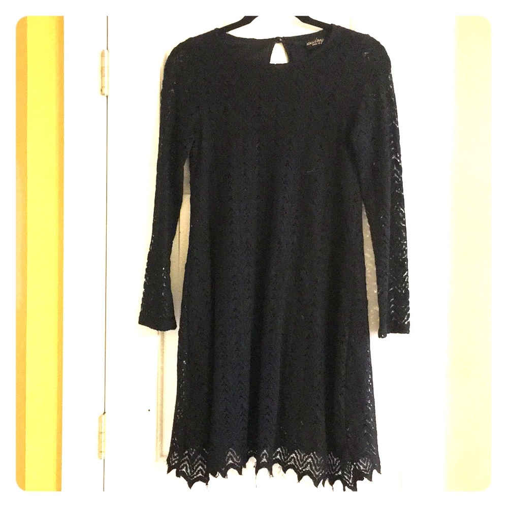 Black lace dress